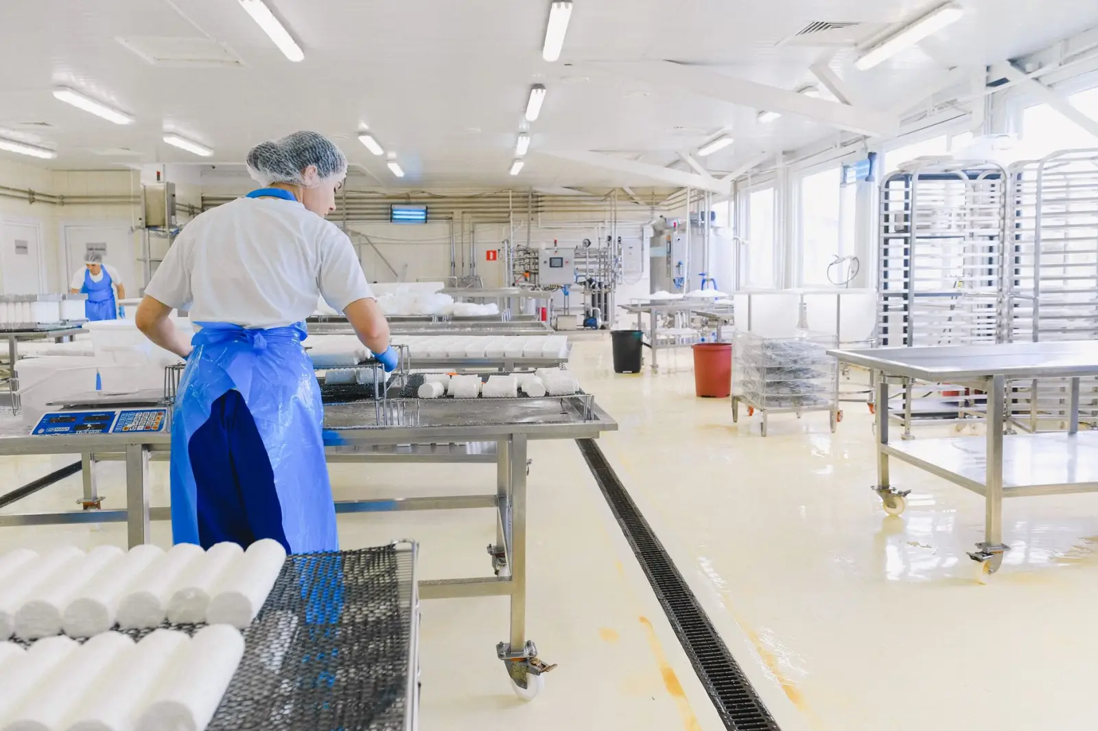 长三角工厂车间清洁升级：工业吸尘器选型与维护技术要点