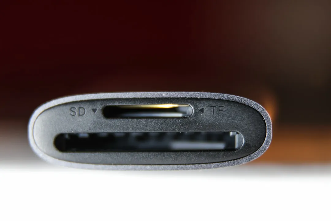 工业吸尘器与商用洗地机在工厂车间清洁中的协同应用方案解析正文配图 2